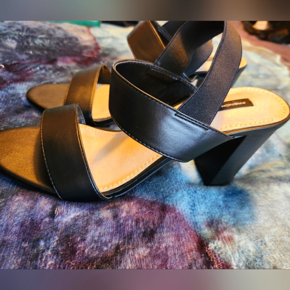 French Connection 8.5 Black Block Heels